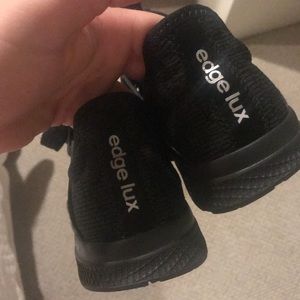 🌸 Adidas bounce edge lux sneakers 🌸